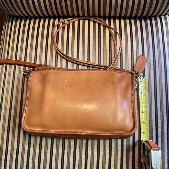 Vintage coach basic bag  / zippered clutch 9455 glue in tag original HT & strap - Picture 12 of 15